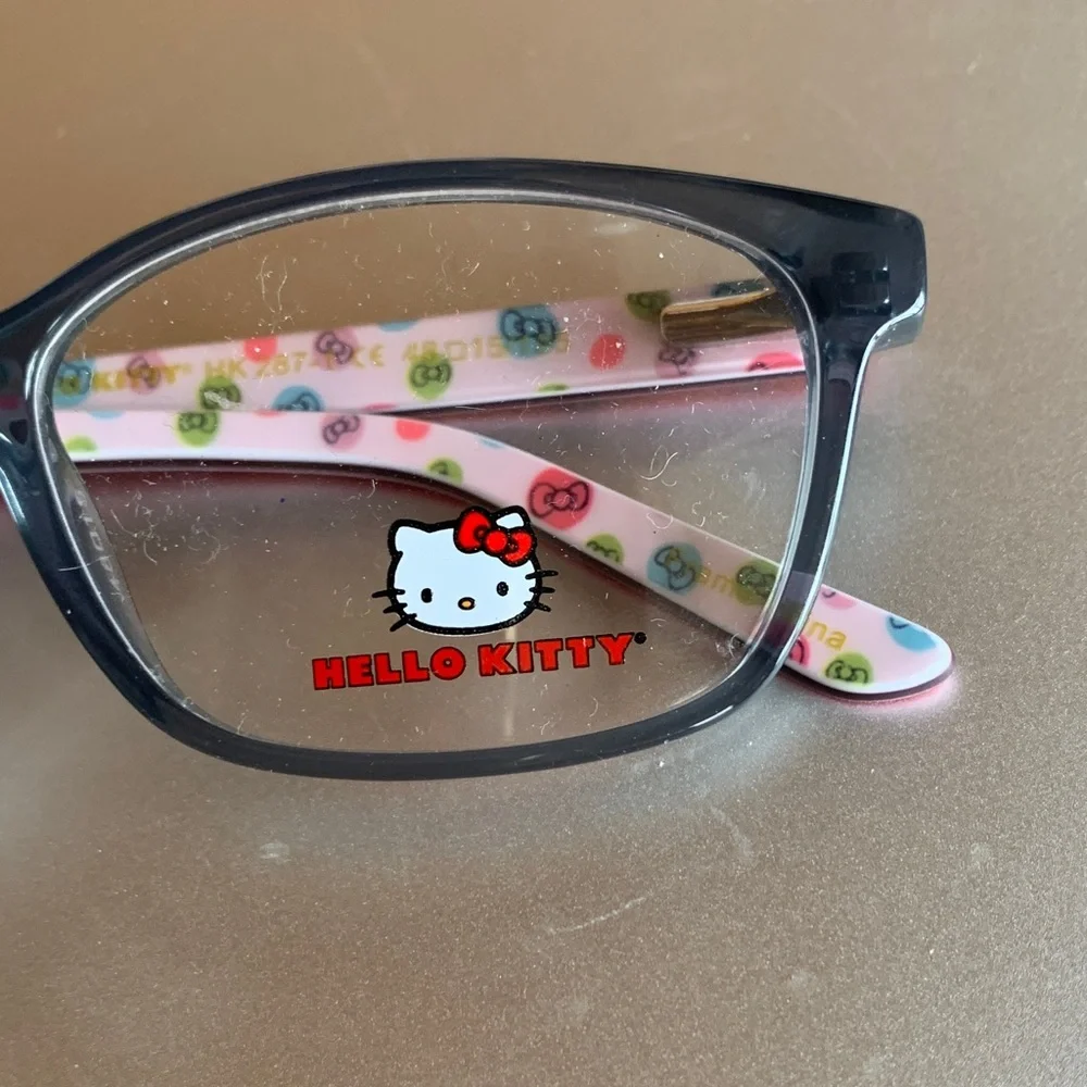 Hello Kitty Black Frame Sunglasses with Pink Patterned Temples